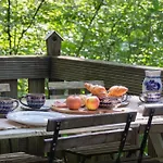 Charming Whistler In The Heart Of Horská chata *
