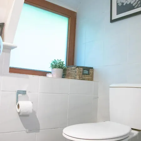 شاليه Charming Whistler In The Heart Of *